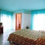 Hotel Le Tre Caravelle 3*