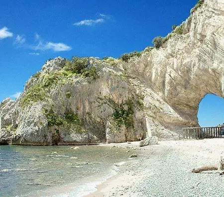 Le Tre Caravelle 3* 帕利努罗