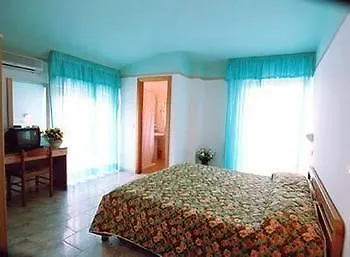 Hotel Le Tre Caravelle 3*